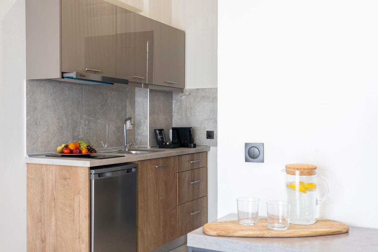 Aelia Seaside Luxury Suites ني كارفالي المظهر الخارجي الصورة